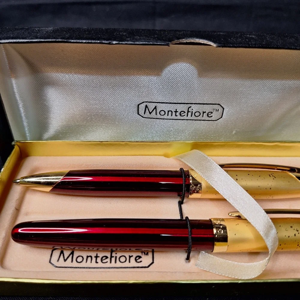 Montefiore Pen Set Ballpoint and Rollerball Red and Gold‎ Speckled with Box